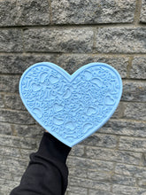 Load image into Gallery viewer, 2 in 1 Heart Honeycomb Slow Feeder & Lick Mat